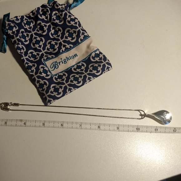 Brighton silver 3D tear drop pendant with engraved swirl NWT - Picture 3 of 5